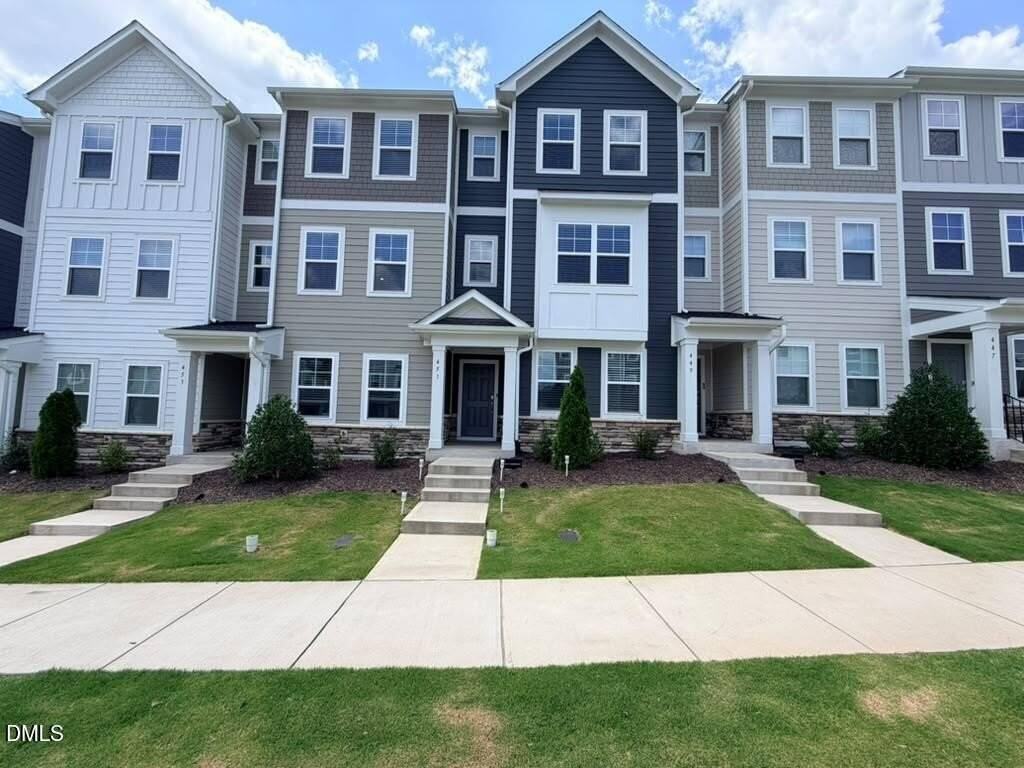 451 Carolina Springs Blvd