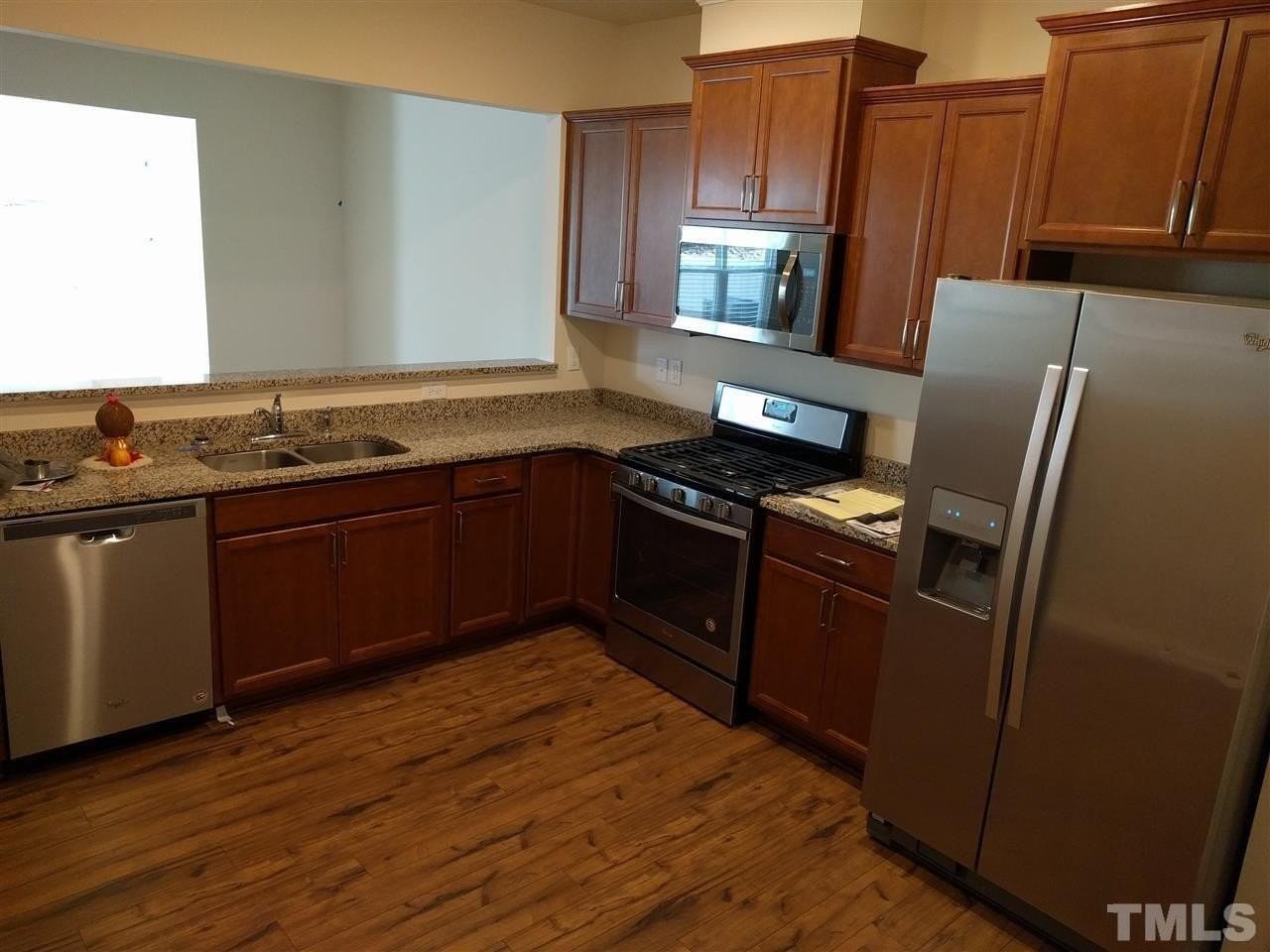 1007 Mirbeck Ln - Photo 2 of 14