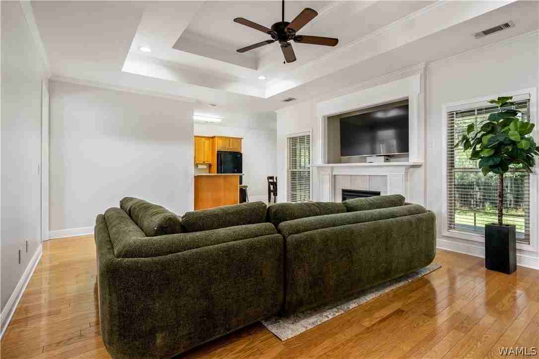 4214 Macon Cir - Photo 4 of 29