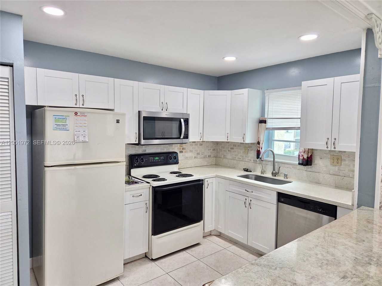 4159 Nw 90th Ave #201 - Photo 2 of 8