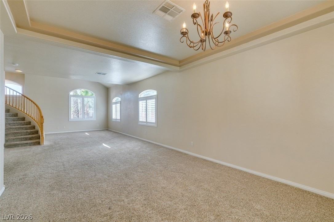 2598 Mizzoni Cir - Photo 4 of 33