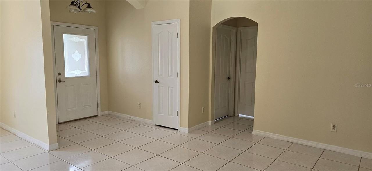 15209 Sw 46th Cir - Photo 2 of 15
