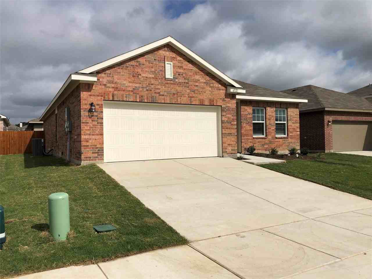 6521 Trident Ct - Photo 2 of 23