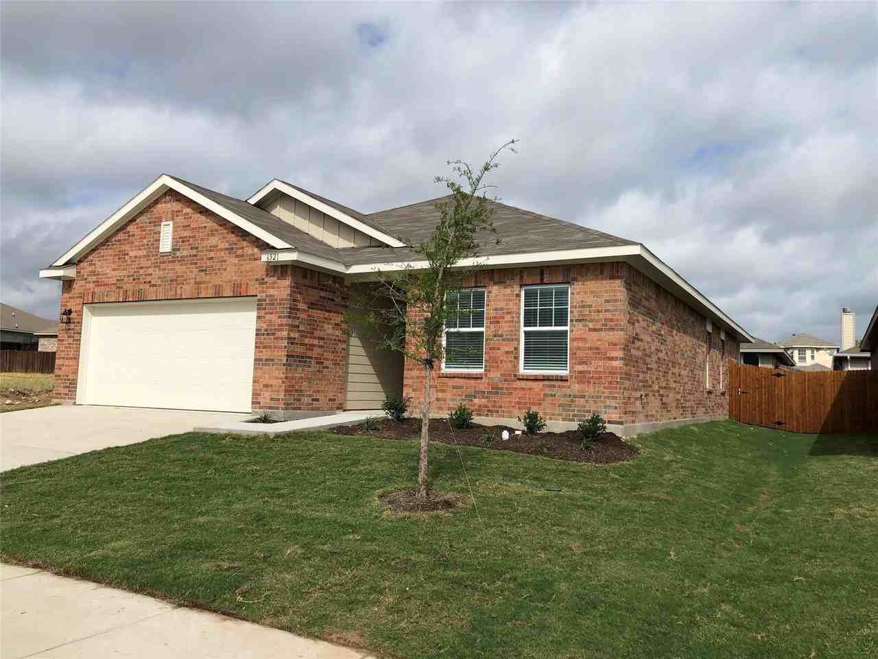 6521 Trident Ct - Photo 3 of 23