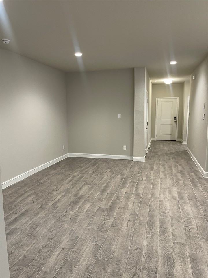 15537 Putney Way - Photo 6 of 16