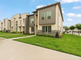 607 Arapaho Dr - Photo 1 of 1
