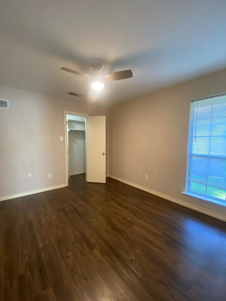 17804 Hillcrest Rd - Photo 4 of 18