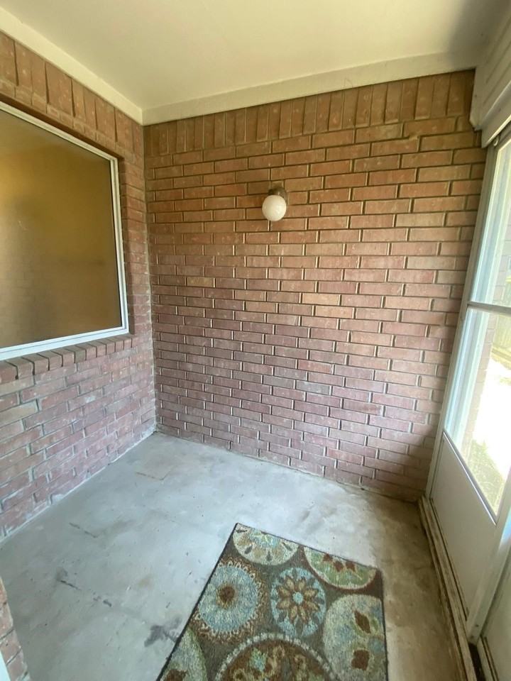 17804 Hillcrest Rd - Photo 6 of 18