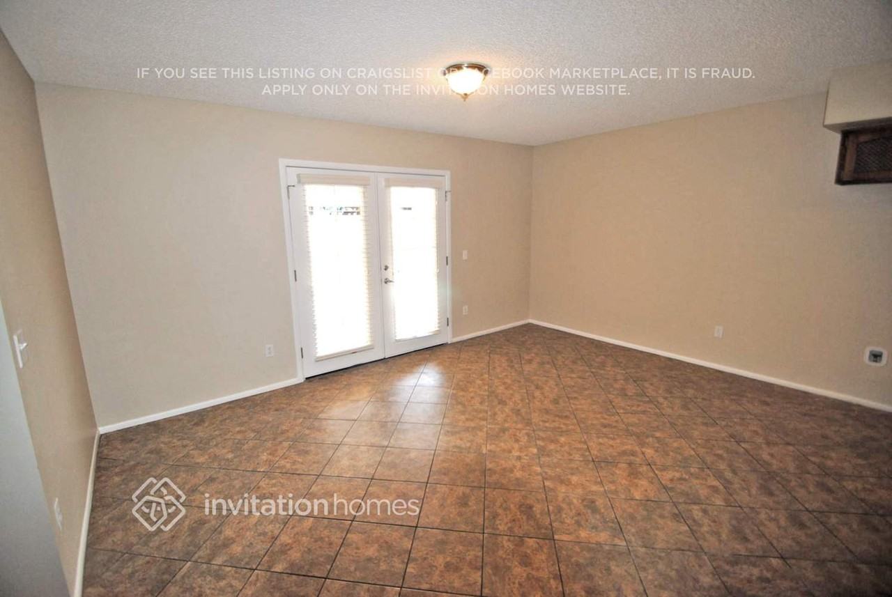 9214 W Cortez Ave - Photo 5 of 12