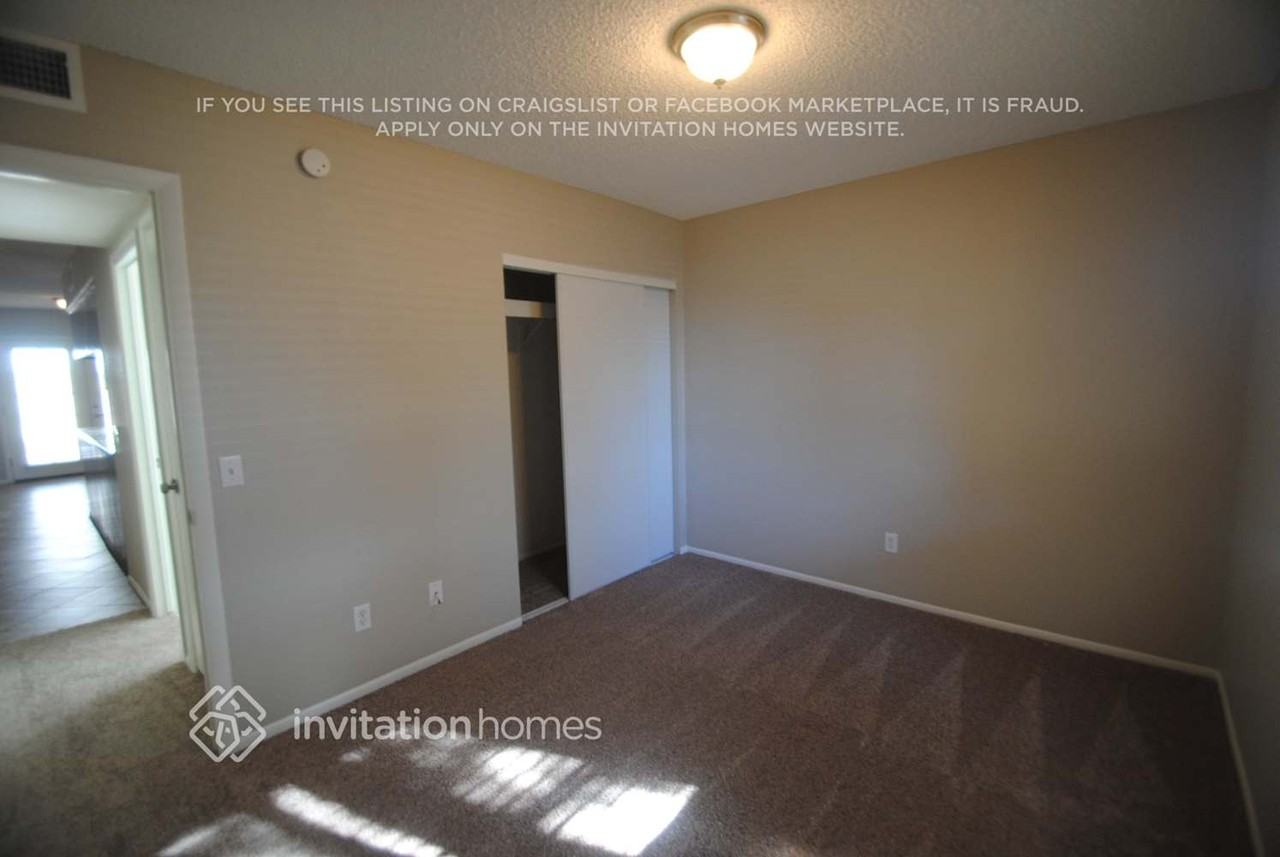 9214 W Cortez Ave - Photo 7 of 12