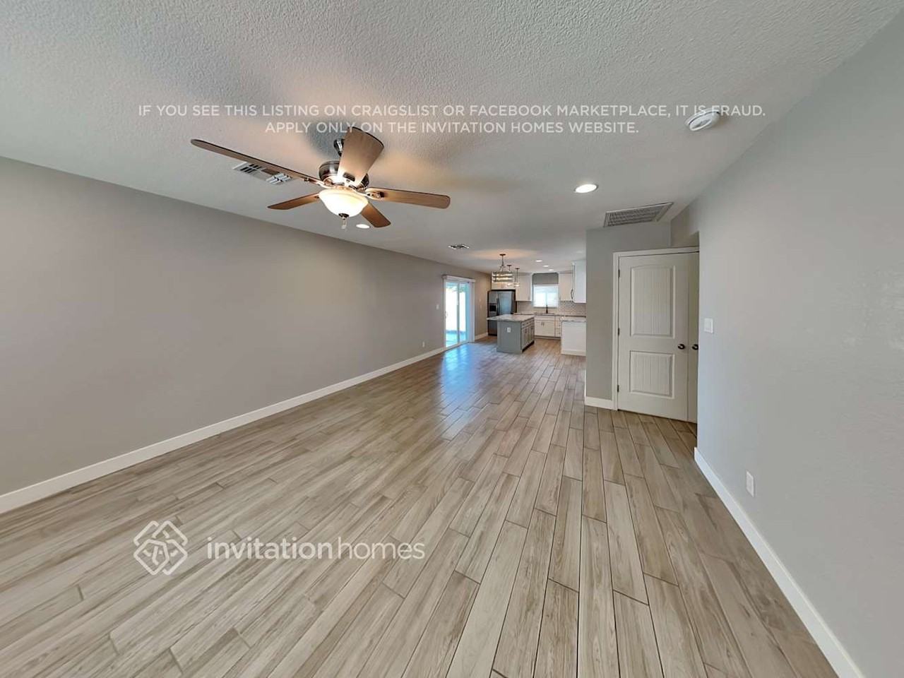 2028 E Minton Dr - Photo 5 of 18