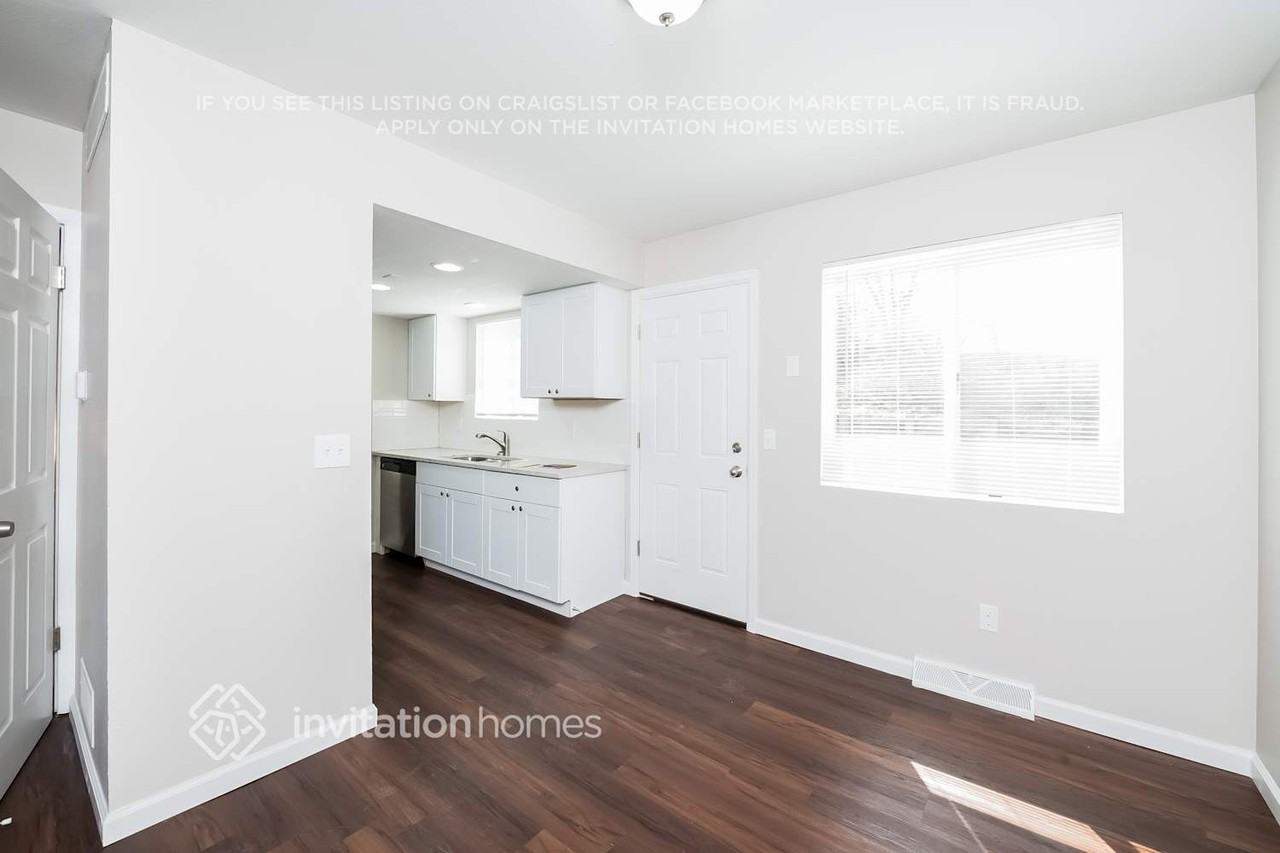 10511 Owens St - Photo 4 of 13
