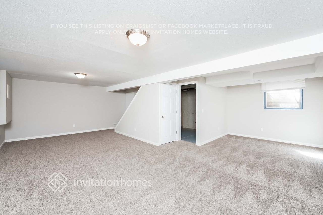 10511 Owens St - Photo 6 of 13