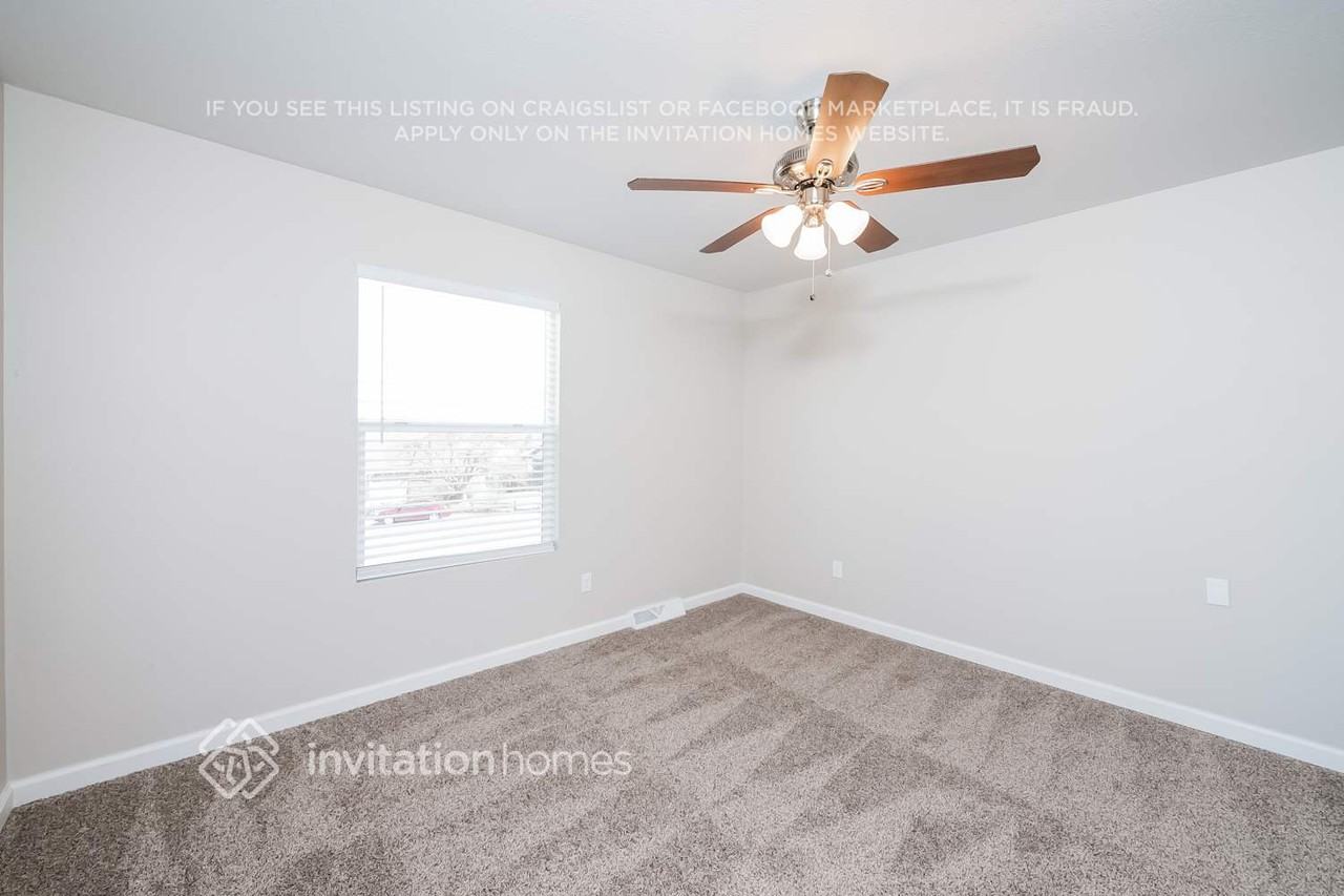 10511 Owens St - Photo 7 of 13
