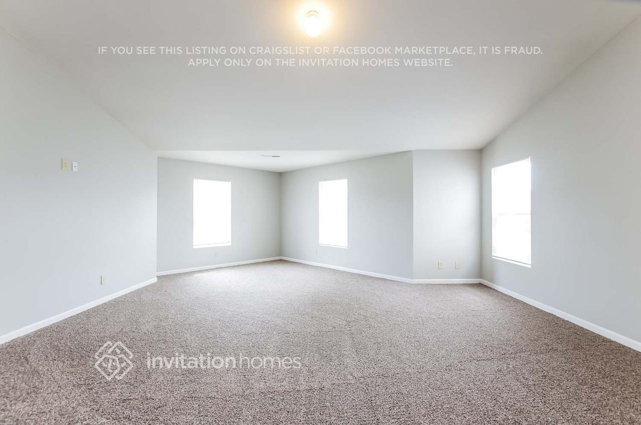 1723 Bray Dr - Photo 6 of 9