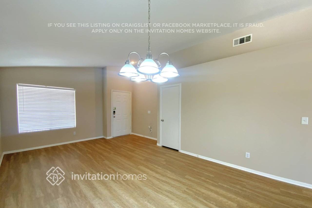 142 Muddy Creek Ave - Photo 3 of 10