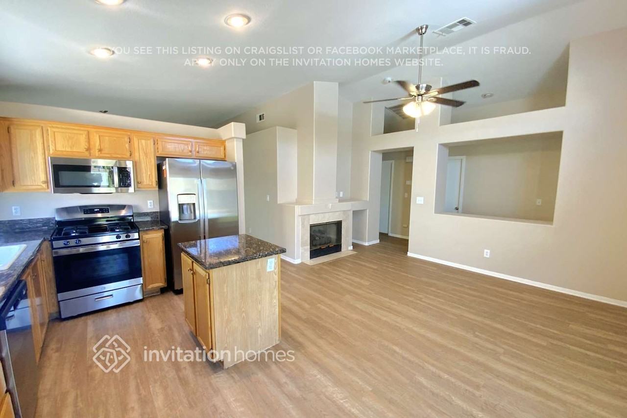 142 Muddy Creek Ave - Photo 5 of 10