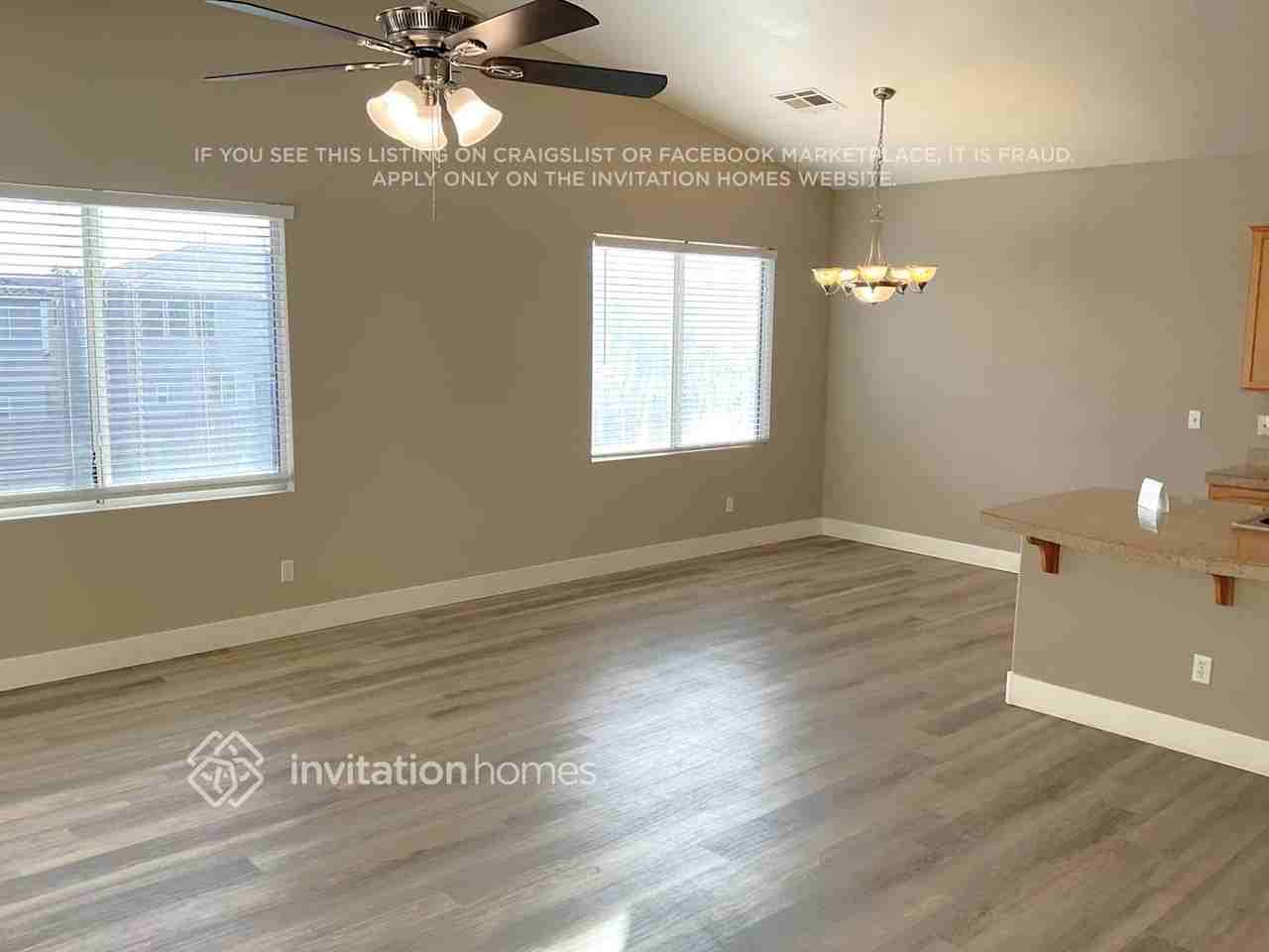 9113 Blue Raven Ave - Photo 3 of 11