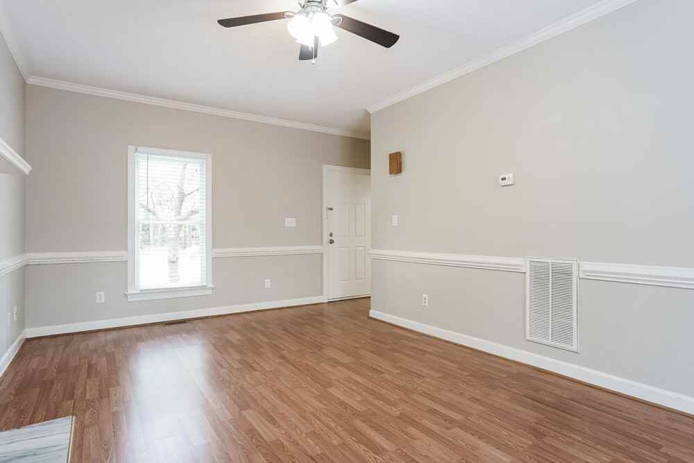 212 Sleepy Creek Dr - Photo 4 of 17