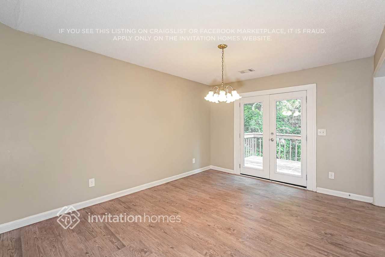 2860 Brookton Ln - Photo 7 of 18