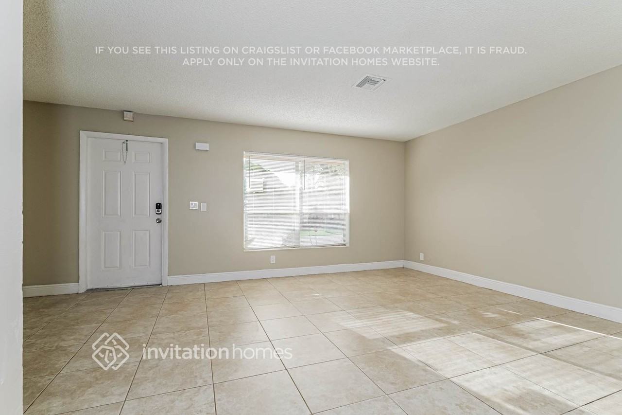6098 Westfall Rd - Photo 5 of 17