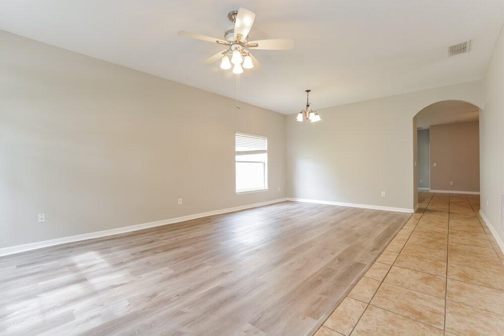 416 Marathon Ln - Photo 3 of 16