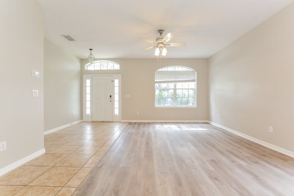 416 Marathon Ln - Photo 4 of 16