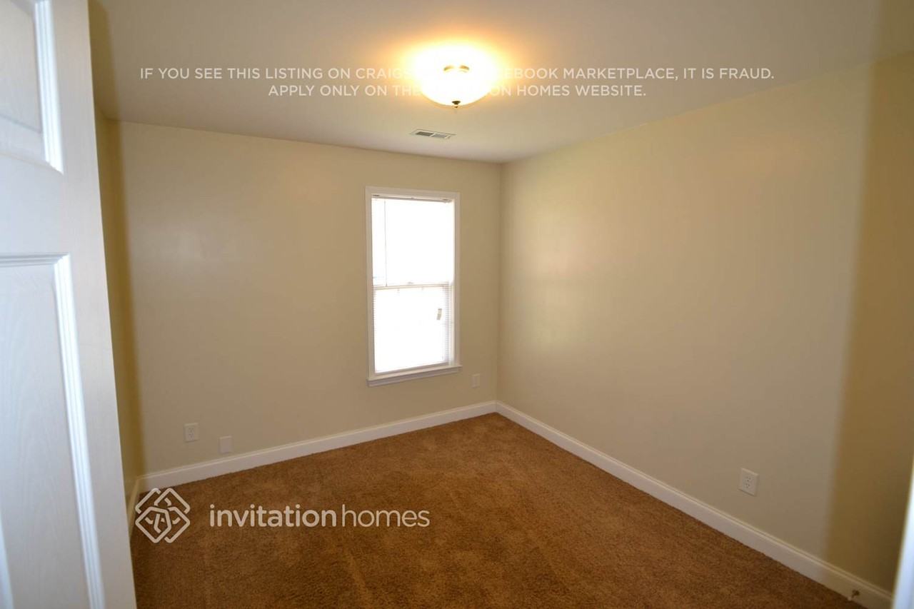 2730 Stagbuck Dr - Photo 6 of 9