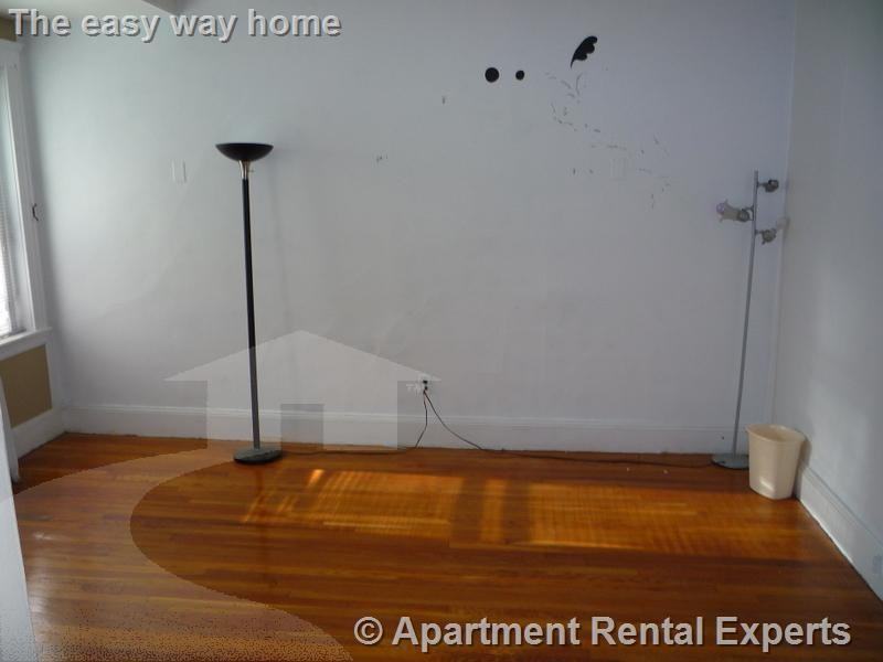 6 Agassiz St #3 - Photo 4 of 16