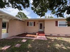 551 61st Ave S - Photo 1 of 1