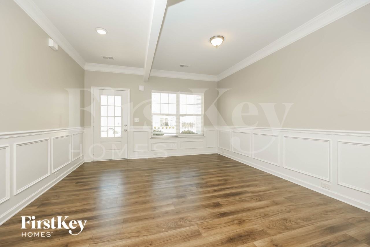 3211 Briar Chapel Dr - Photo 2 of 19