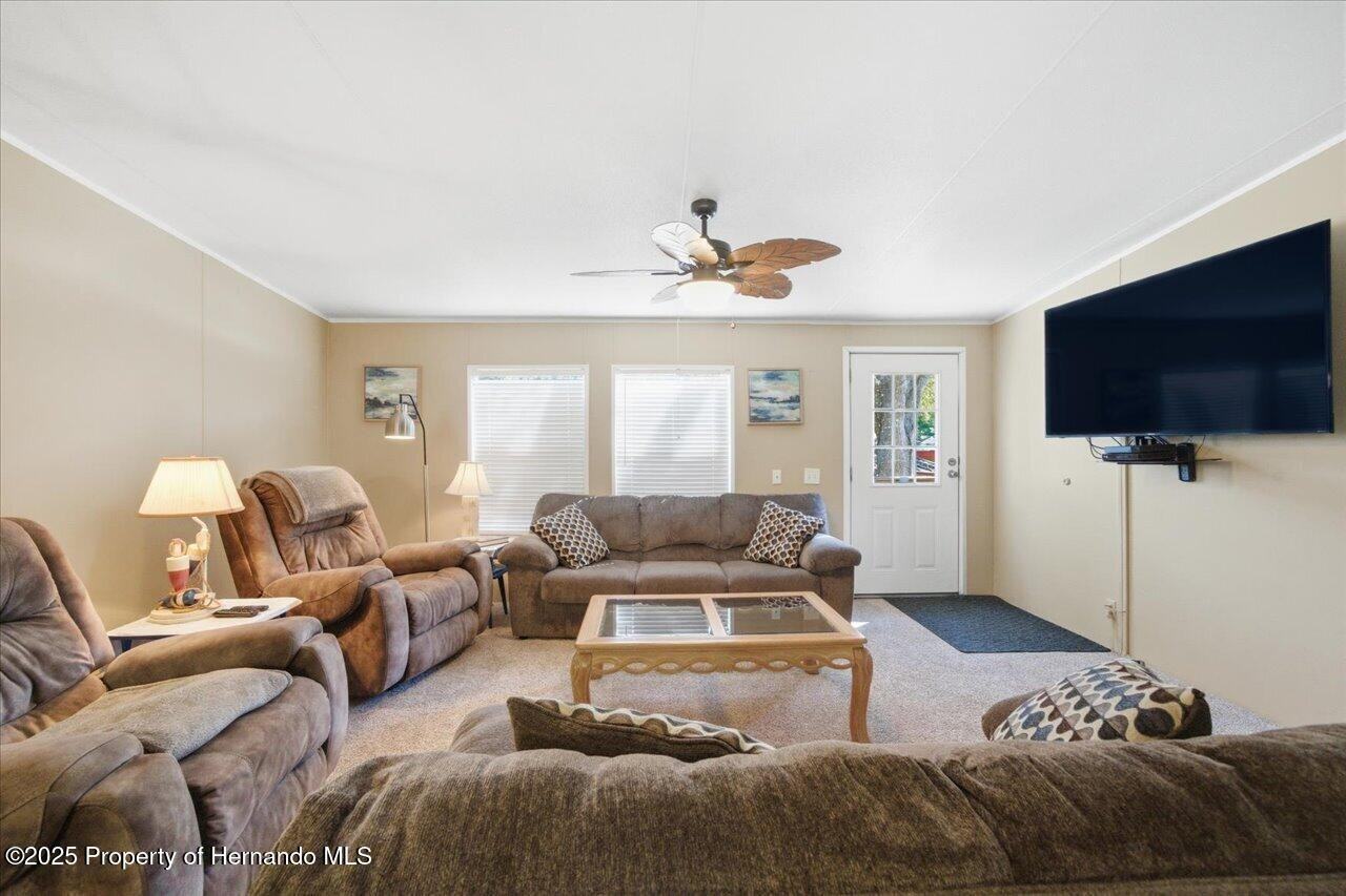 6715 W Richard Dr - Photo 5 of 47