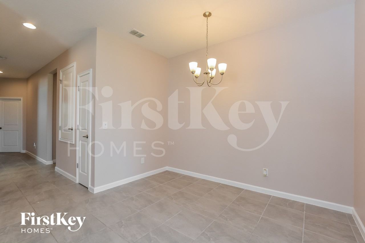 874 Lady Bird Ln - Photo 4 of 16