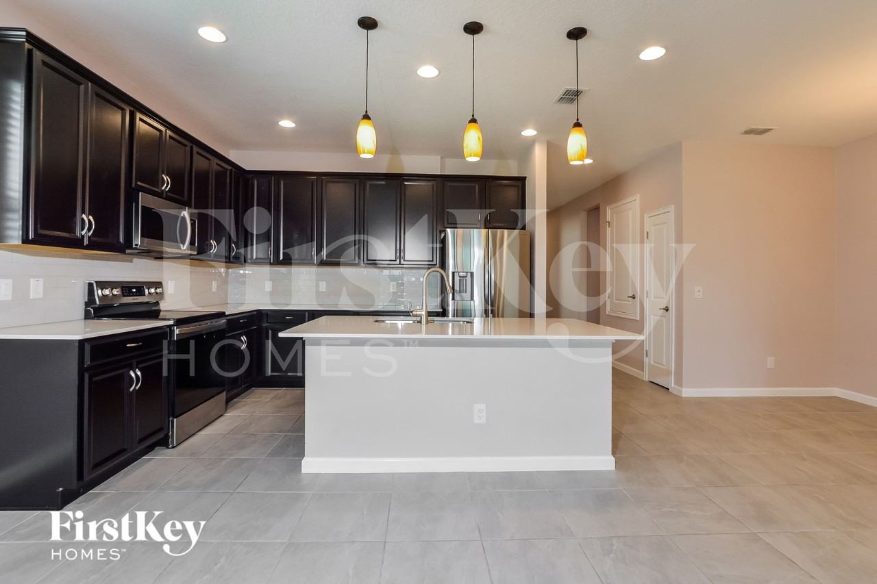 874 Lady Bird Ln - Photo 6 of 16