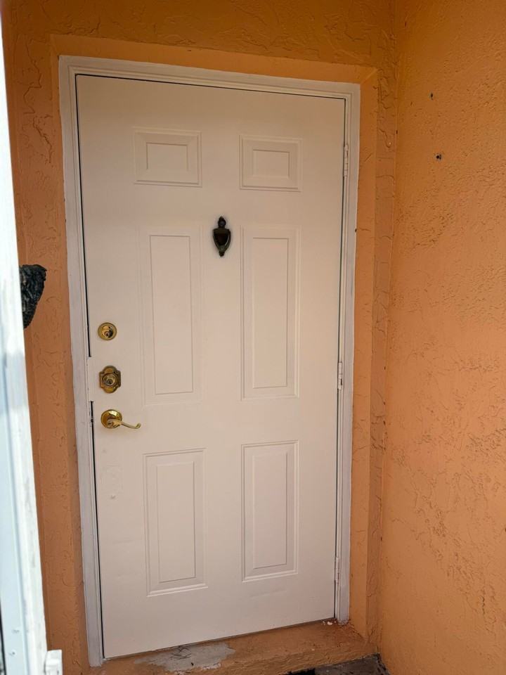 112 Sunset Blvd - Photo 5 of 18