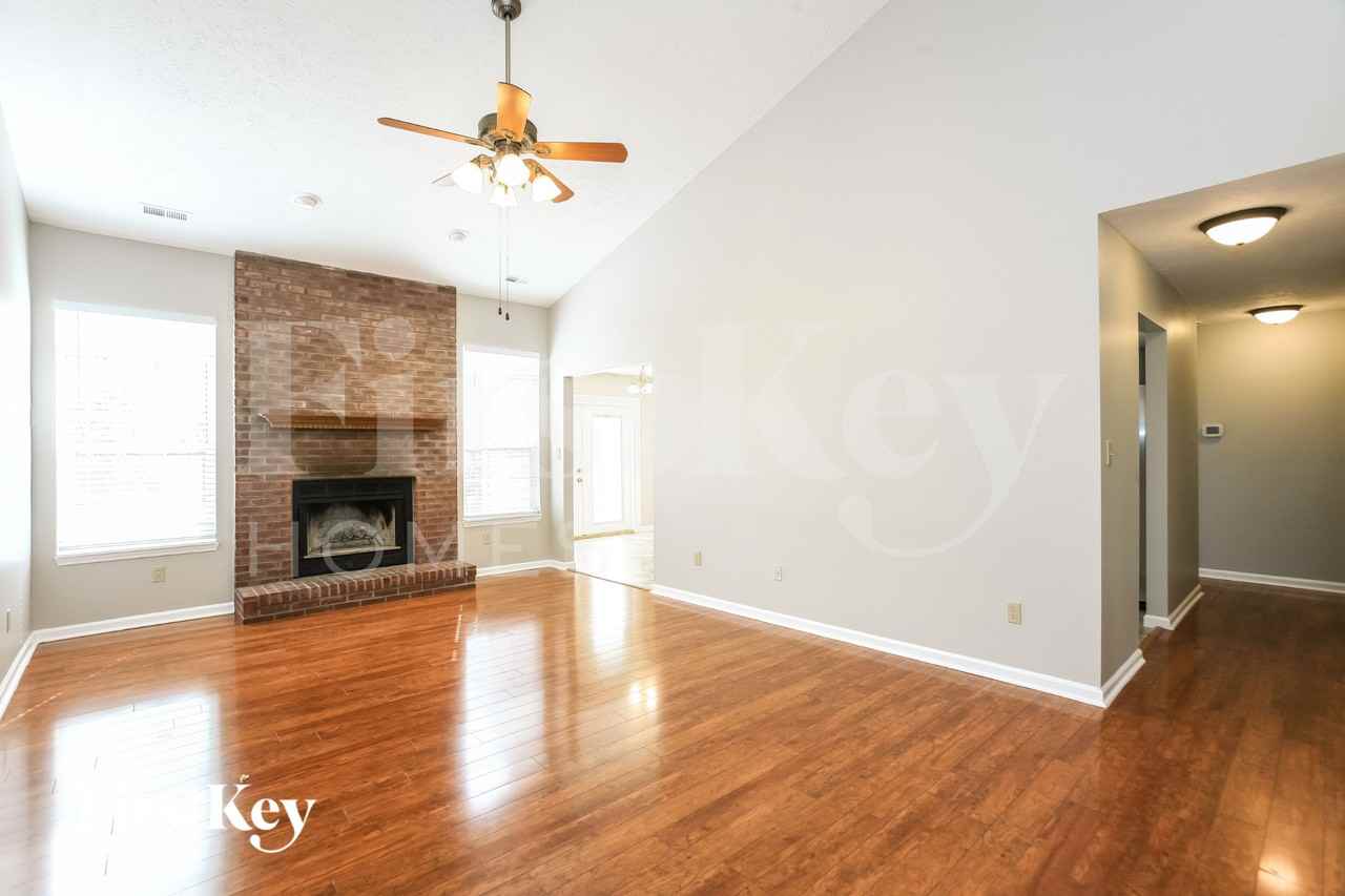 6753 Long Run Dr - Photo 4 of 15