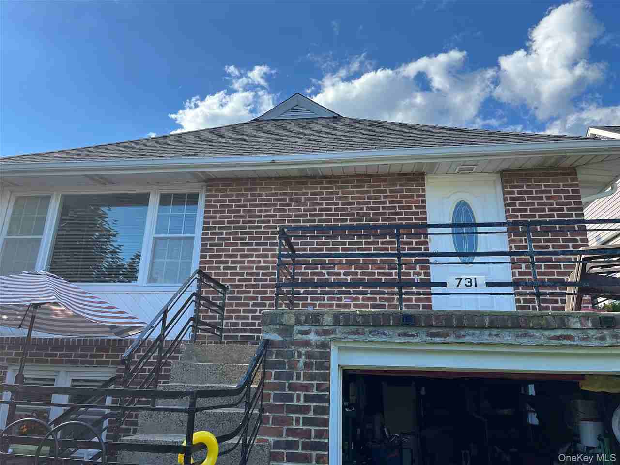 731 E Walnut St - Photo 2 of 23