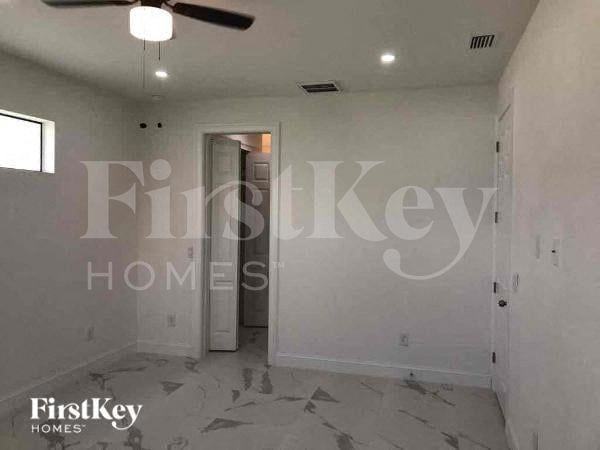 2514 13th St Sw - Photo 7 of 11