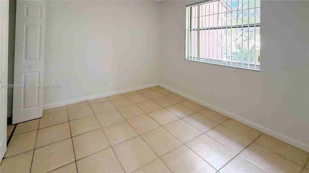 753 Nw 103rd Ter ##202 - Photo 5 of 13