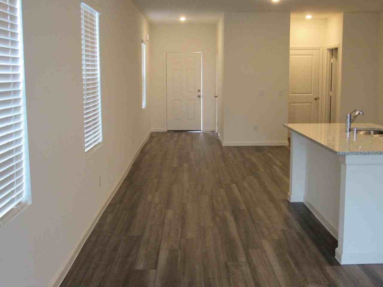 9538 Travertine Ct - Photo 5 of 21