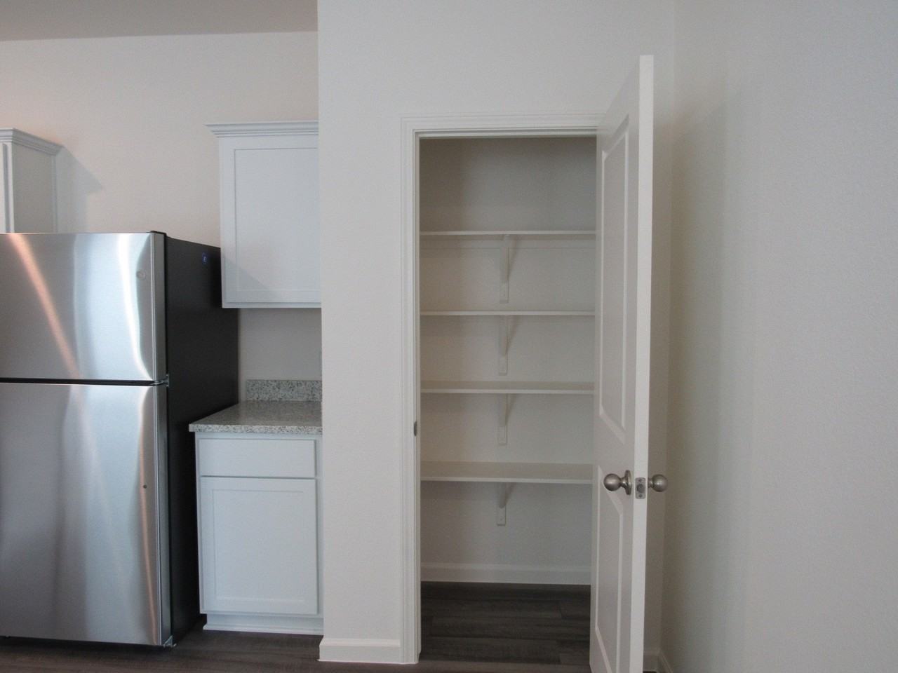 9538 Travertine Ct - Photo 6 of 21