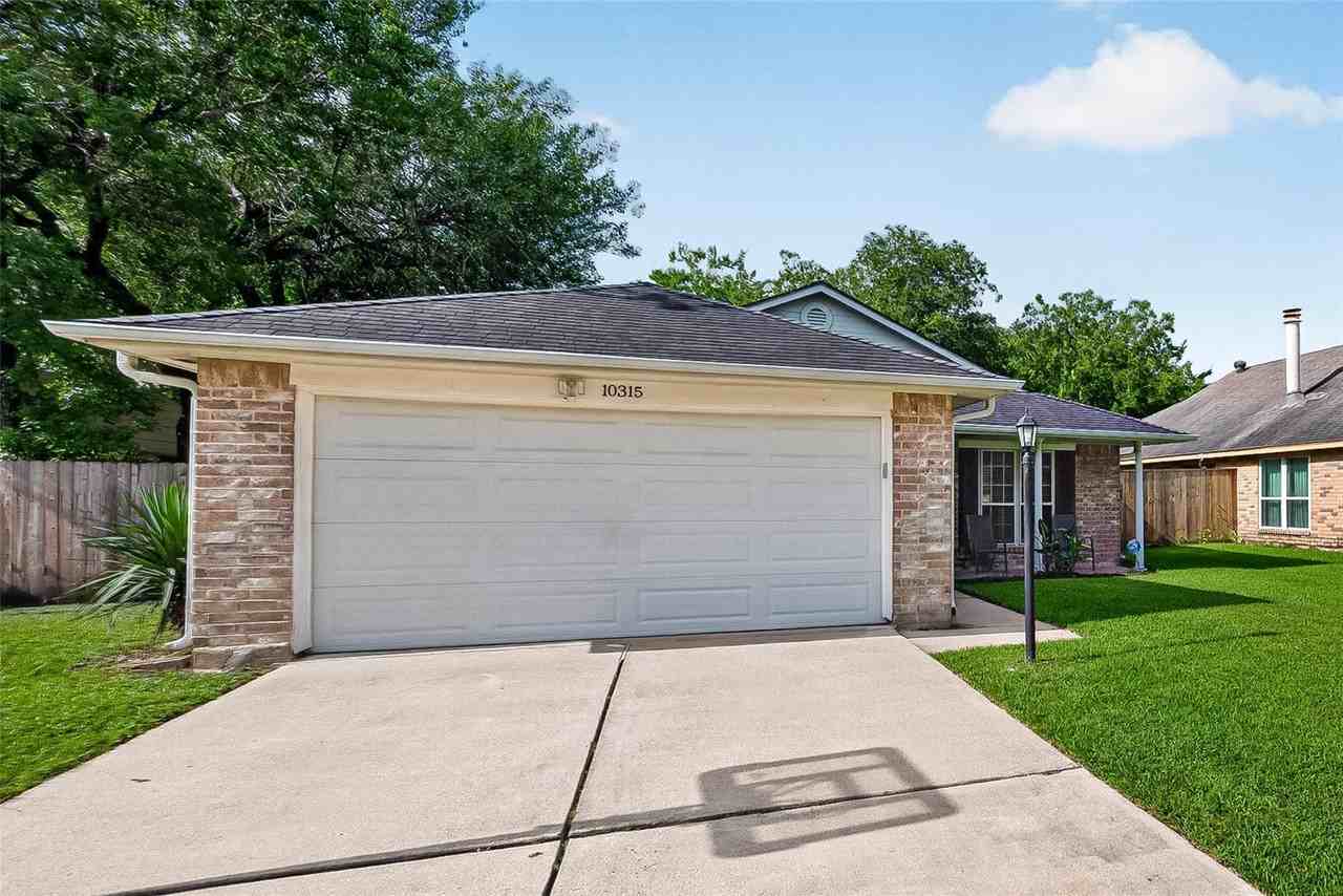10315 Goodrum Rd - Photo 3 of 38
