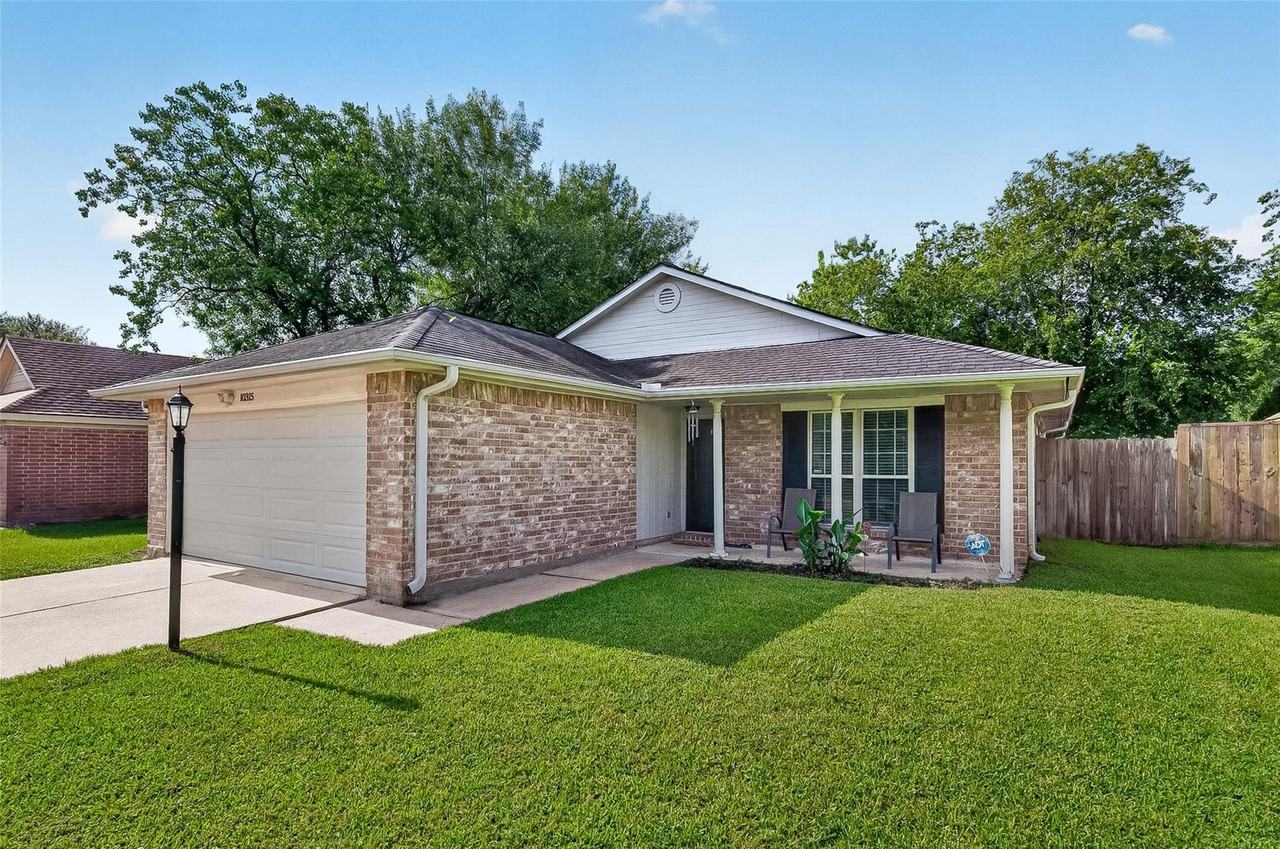 10315 Goodrum Rd - Photo 4 of 38
