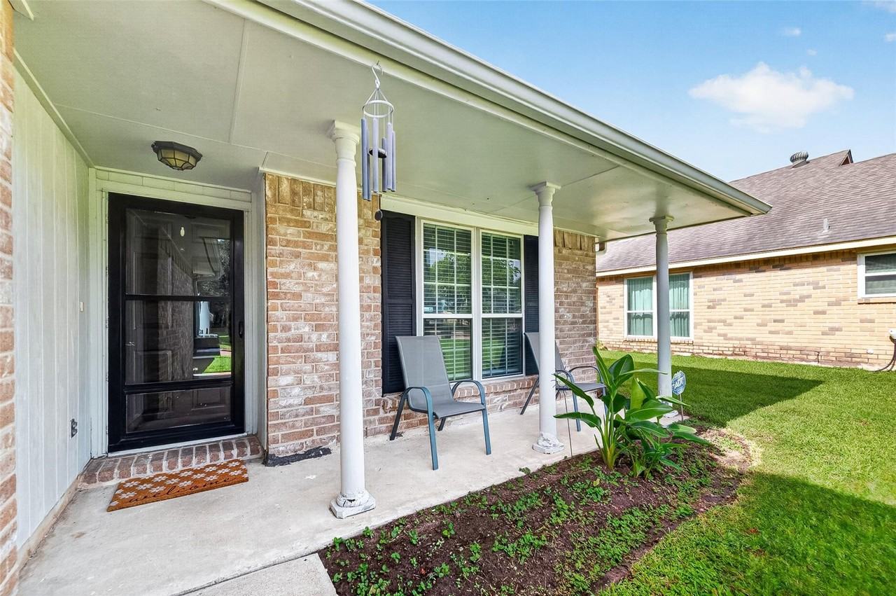 10315 Goodrum Rd - Photo 5 of 38