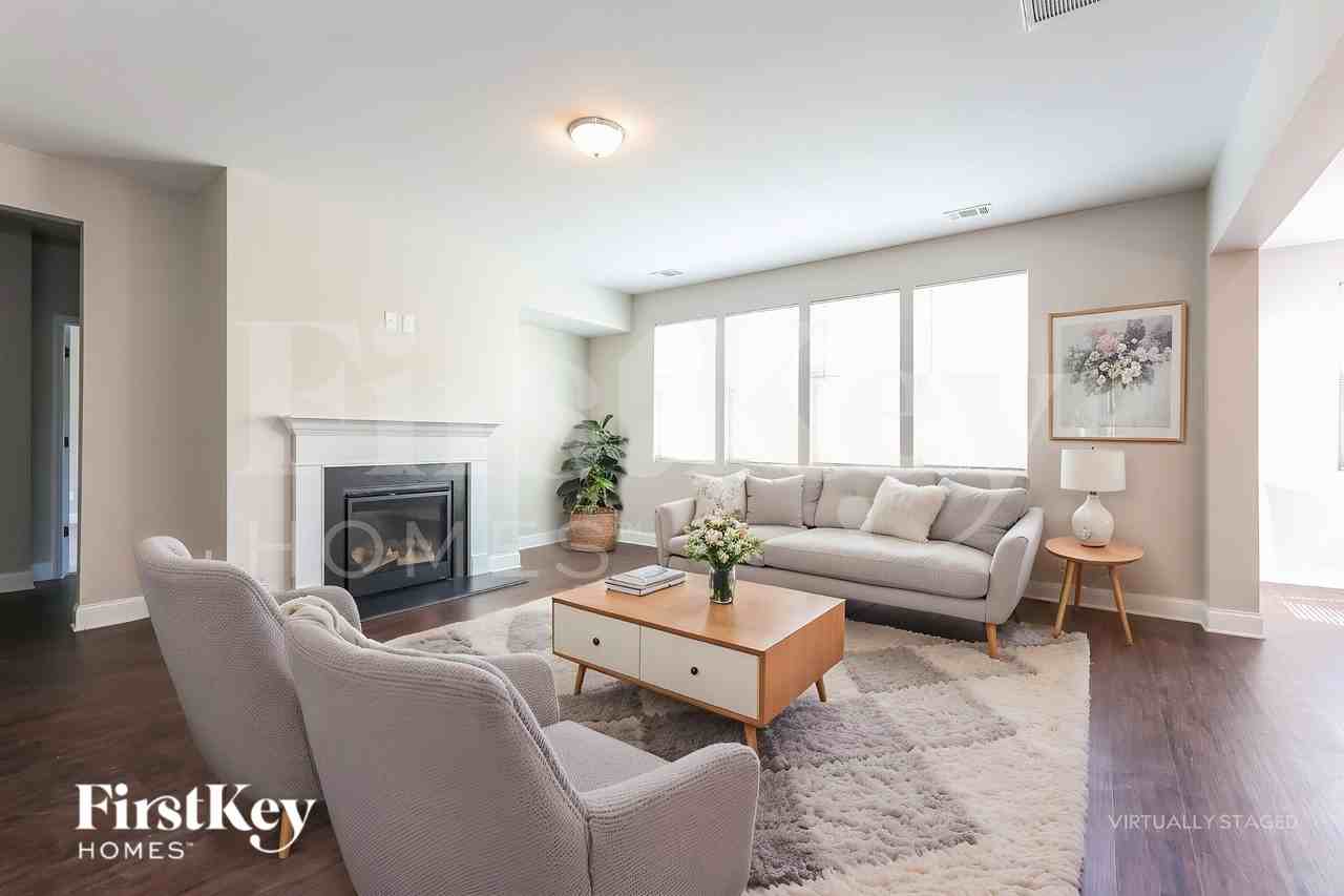 451 Victoria Heights Dr - Photo 4 of 18