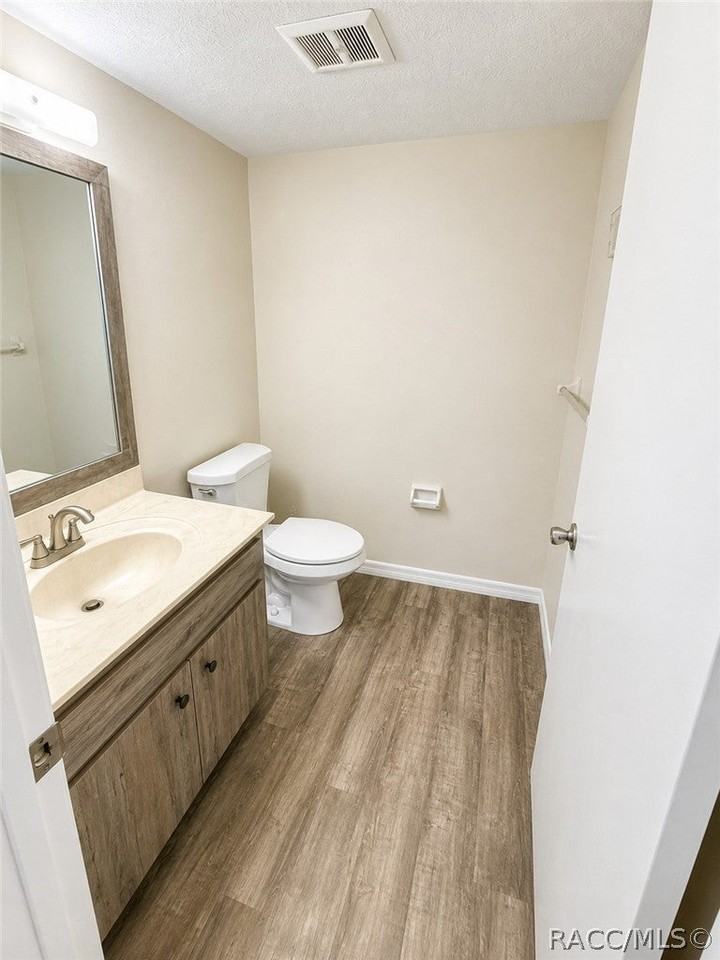 9476 W Green Bay Ln - Photo 6 of 17