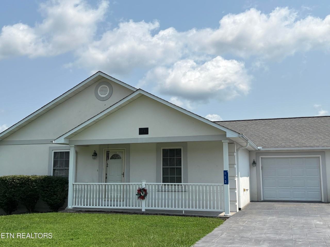 113 Greystone Way - Photo 2 of 27