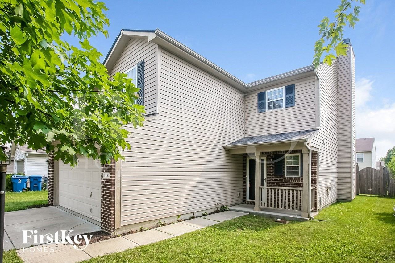 15392 Wandering Way - Photo 2 of 15