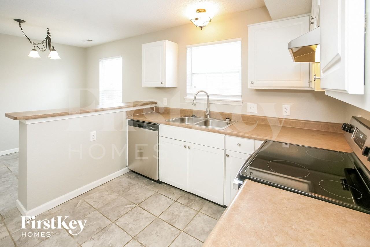 15392 Wandering Way - Photo 6 of 15