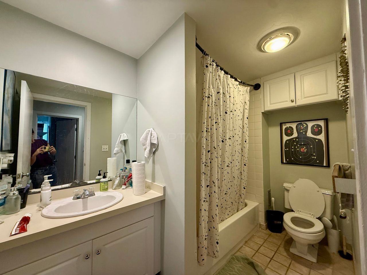 140 Pearl St #1 - Photo 3 of 7